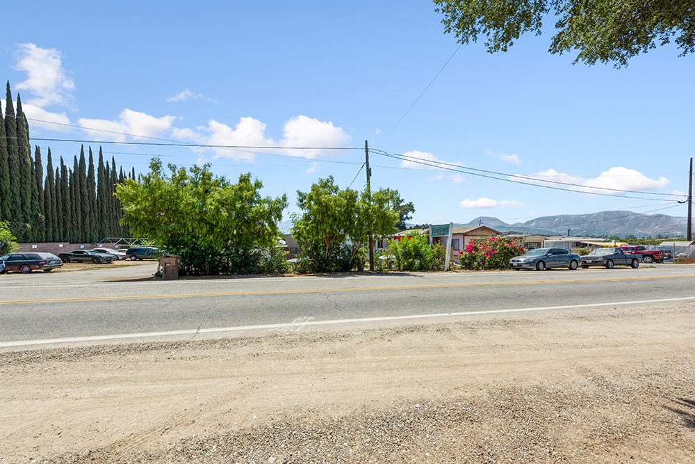 Alturas Fillmore Apartments, 1906 Old Telegraph Road, Fillmore, CA